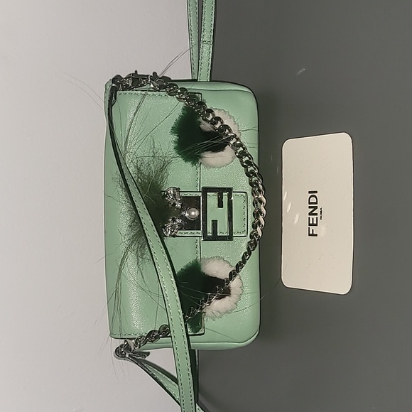 FENDI Light green Leather and Fox Fur Micro Buggie Baguette Bag - Picture 2 of 9